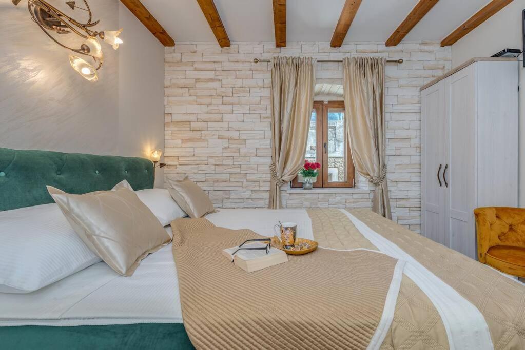 Diva 1,Stylish Old Town Studio Apartment Near Beach Split Exteriér fotografie