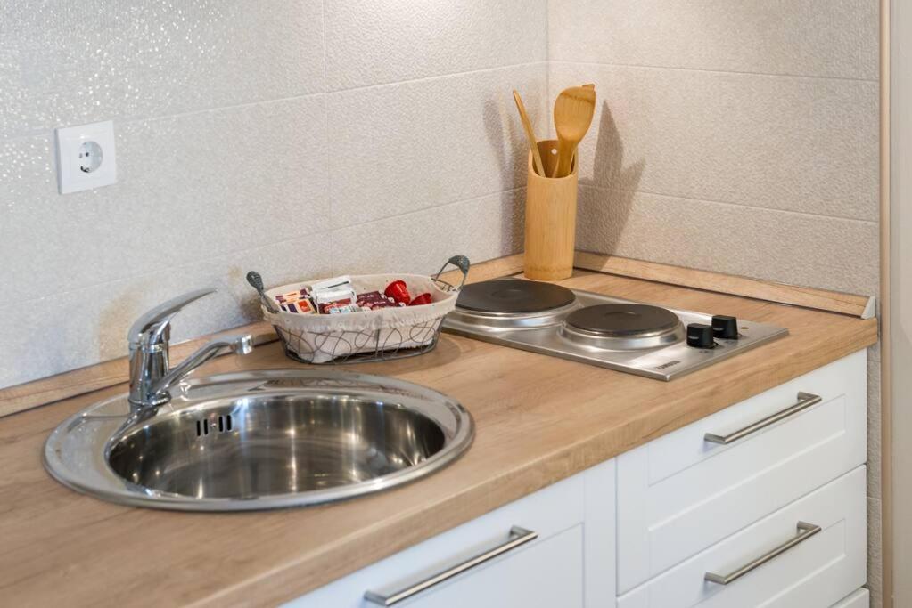 Diva 1,Stylish Old Town Studio Apartment Near Beach Split Exteriér fotografie