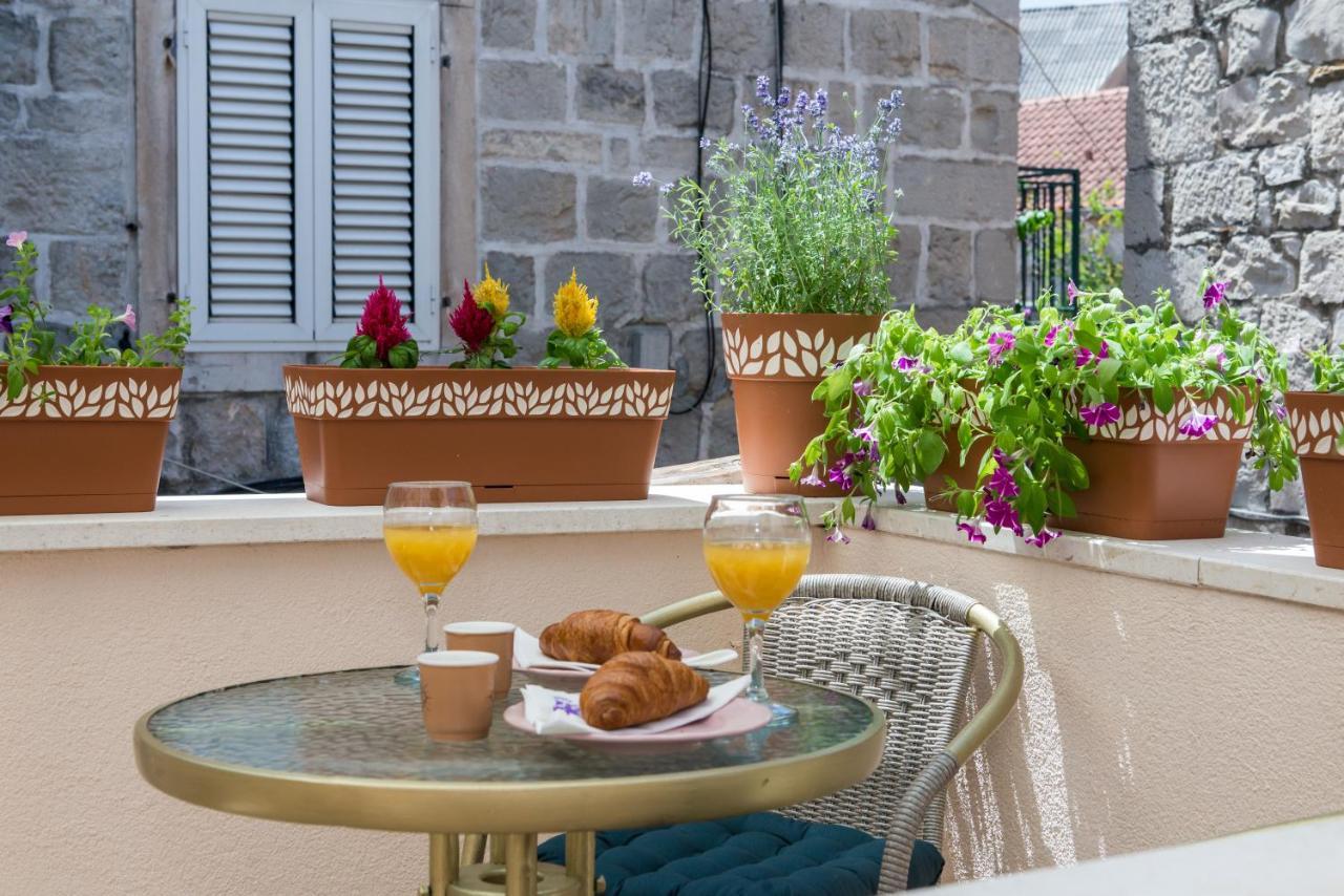 Diva 1,Stylish Old Town Studio Apartment Near Beach Split Exteriér fotografie